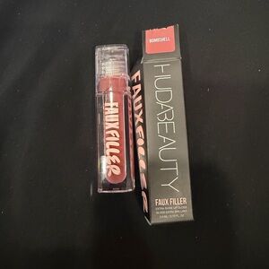 Huda Beauty Faux Filter in Bombshell